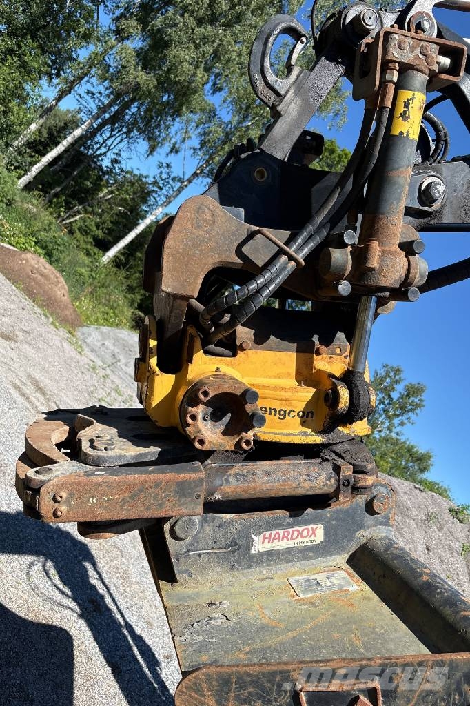 Huddig 1060C, Bra skick, Nya Däck Grävlastare