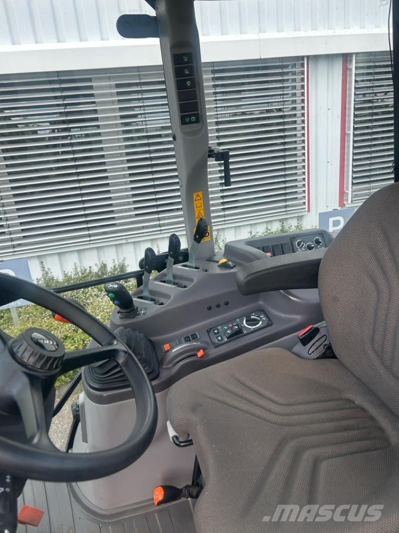 CLAAS Elios 330 트랙터