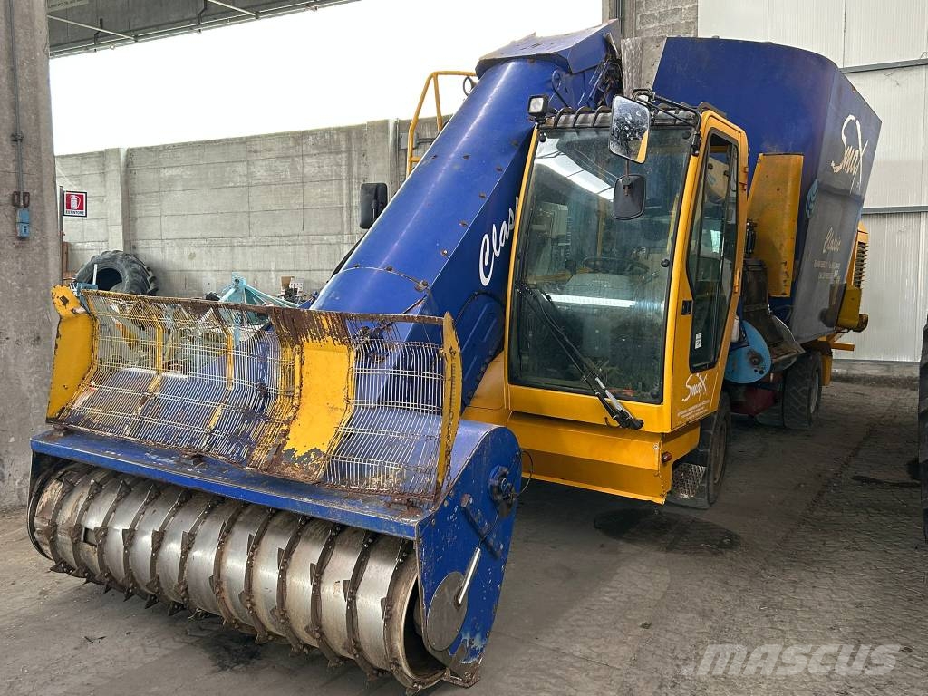 Smax Classic 240 Pašarų maišytuvai-dalytuvai