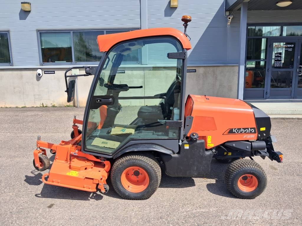 Kubota F 391 ركوب الحشائش