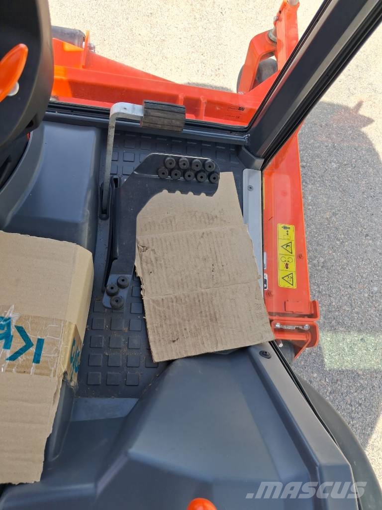 Kubota F 391 ركوب الحشائش