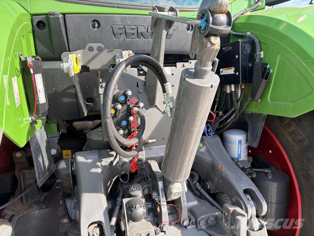 Fendt 716 VARIO POWER Tractors