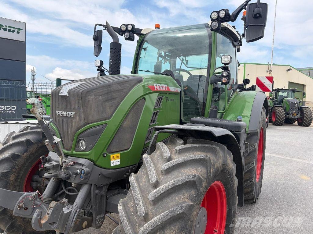 Fendt 716 VARIO POWER Трактори
