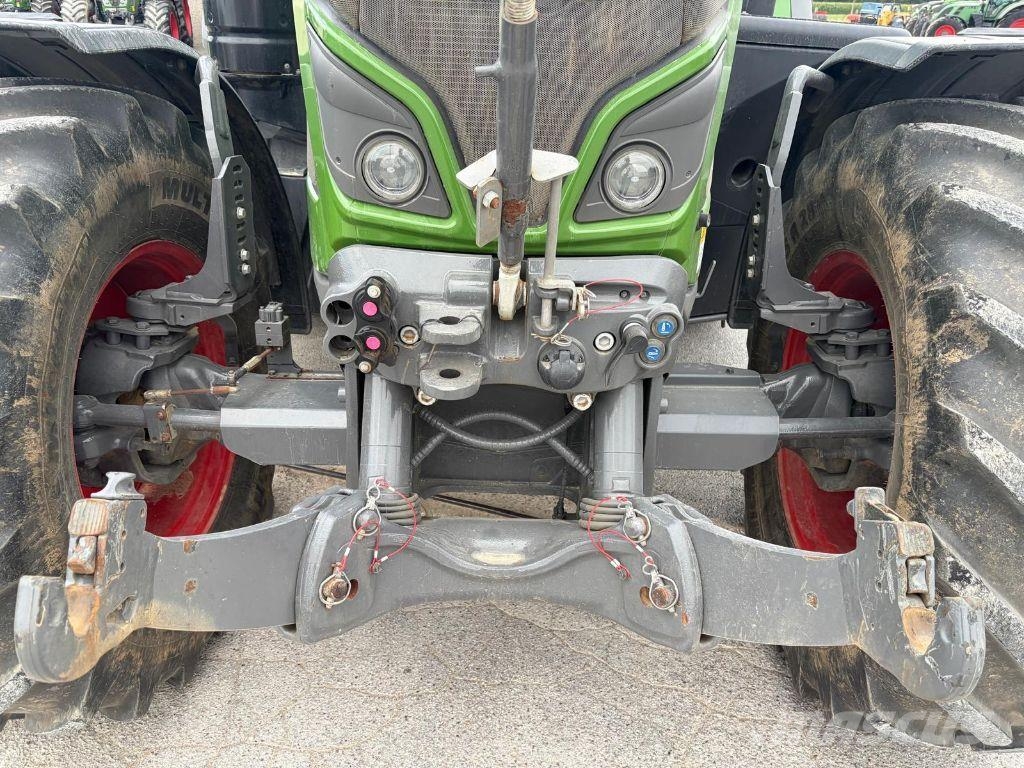 Fendt 716 VARIO POWER Трактори