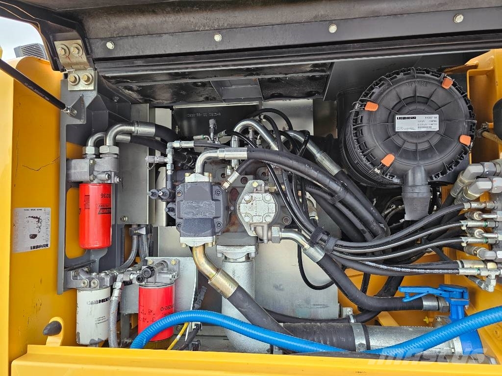 Liebherr R 922 Vikšriniai ekskavatoriai