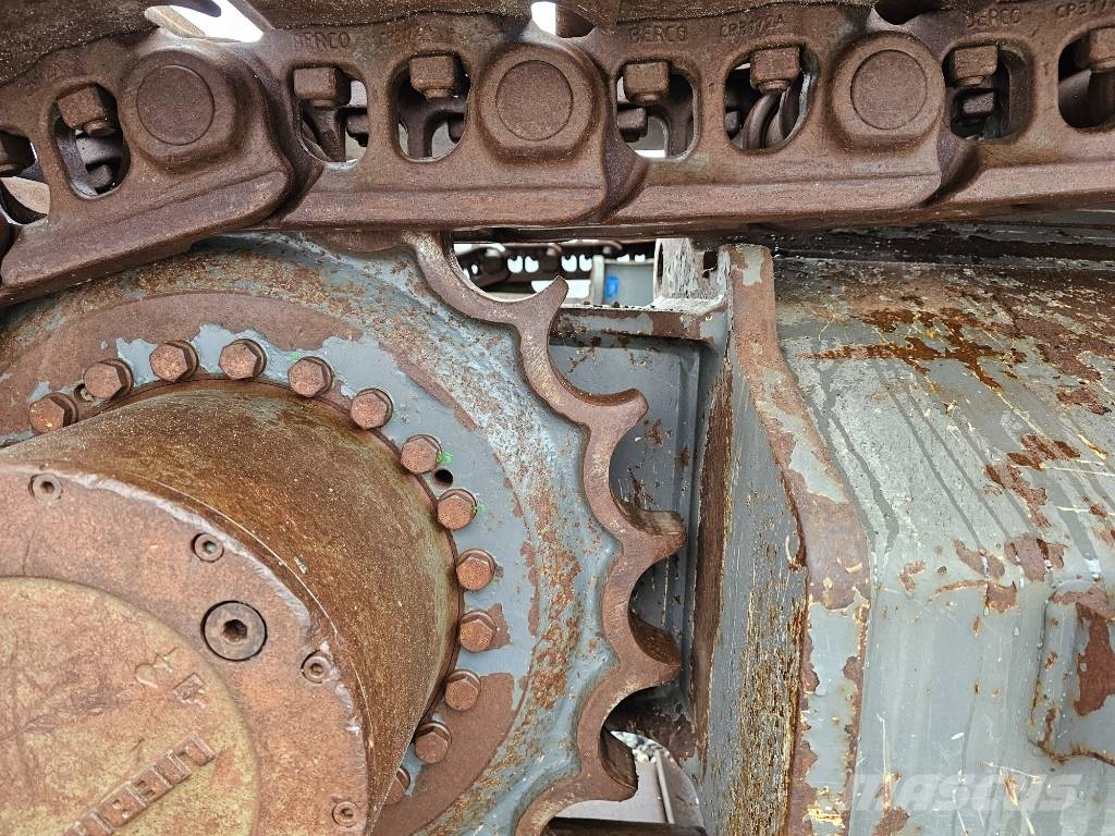 Liebherr R 922 Vikšriniai ekskavatoriai