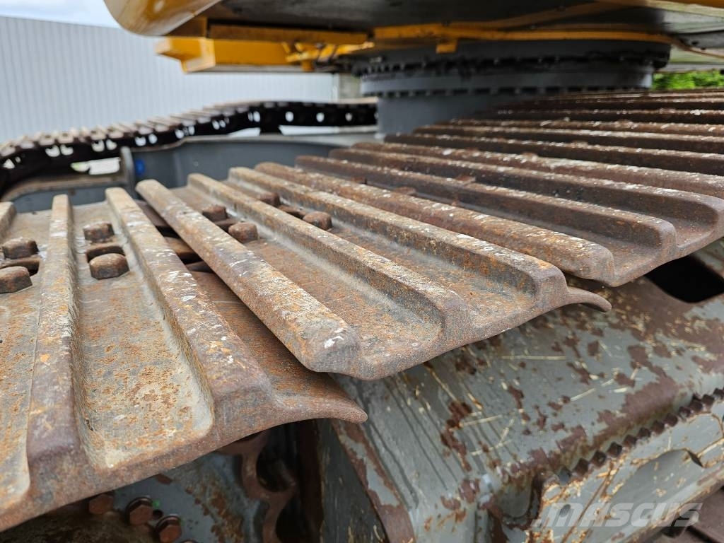 Liebherr R 922 Vikšriniai ekskavatoriai