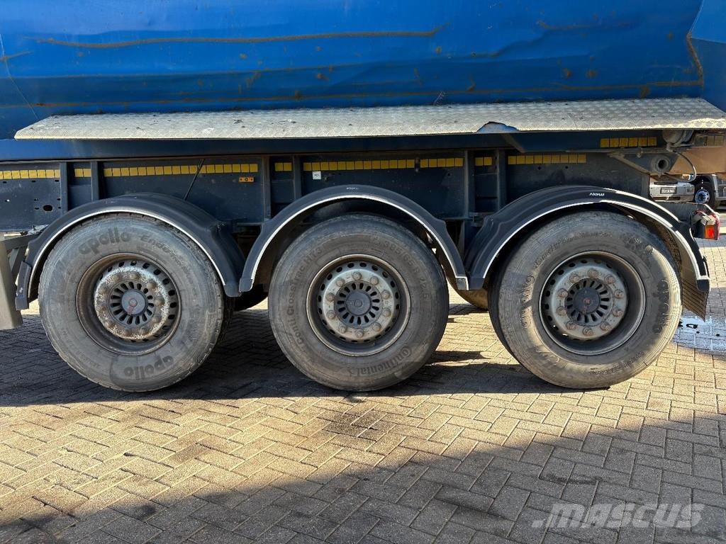 MOL - + 3X SAF AXLE + LIFT AXLE + STEERING AXLE + TIPP Kippers