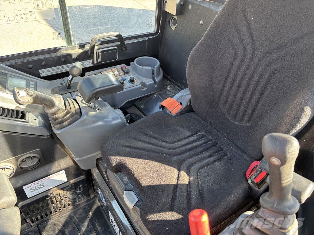 Yanmar VIO38-6 حفارات صغيرة أقل من 7 طن (حفارات صغيرة)