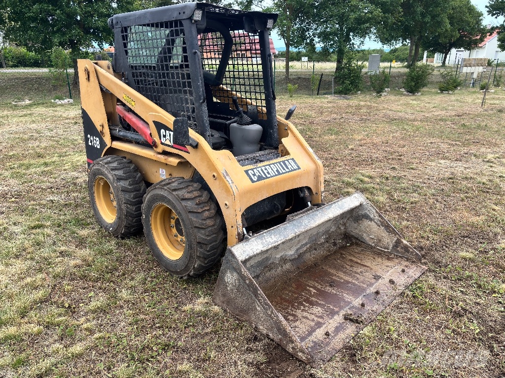 CAT 216 B Φορτωτάκια