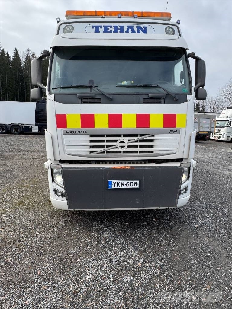 Volvo FH 13 6x2 Vlakke laadvloer met kraan