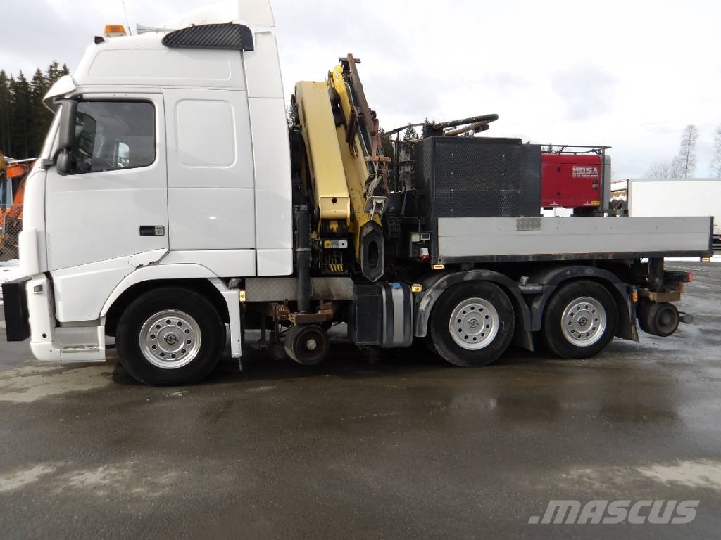 Volvo FH 13 6x2 Vlakke laadvloer met kraan