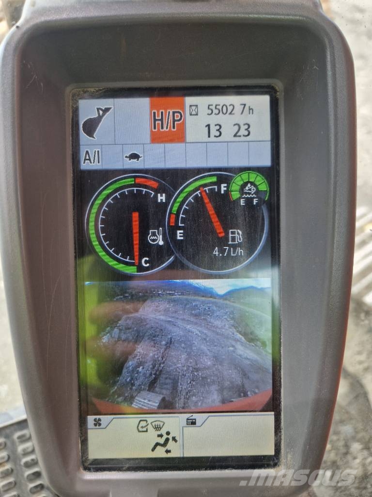 Hitachi ZX 225 US LC-6 Pelle sur chenilles
