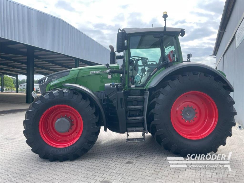 Fendt 1050 VARIO S4 PROFI PLUS Traktori