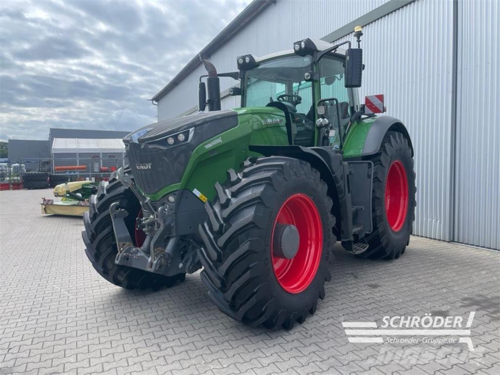 Fendt 1050 VARIO S4 PROFI PLUS Traktori