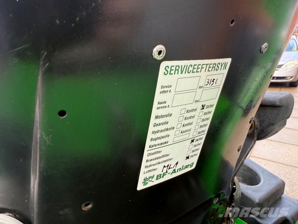 John Deere 1580 Traktorske kosilice