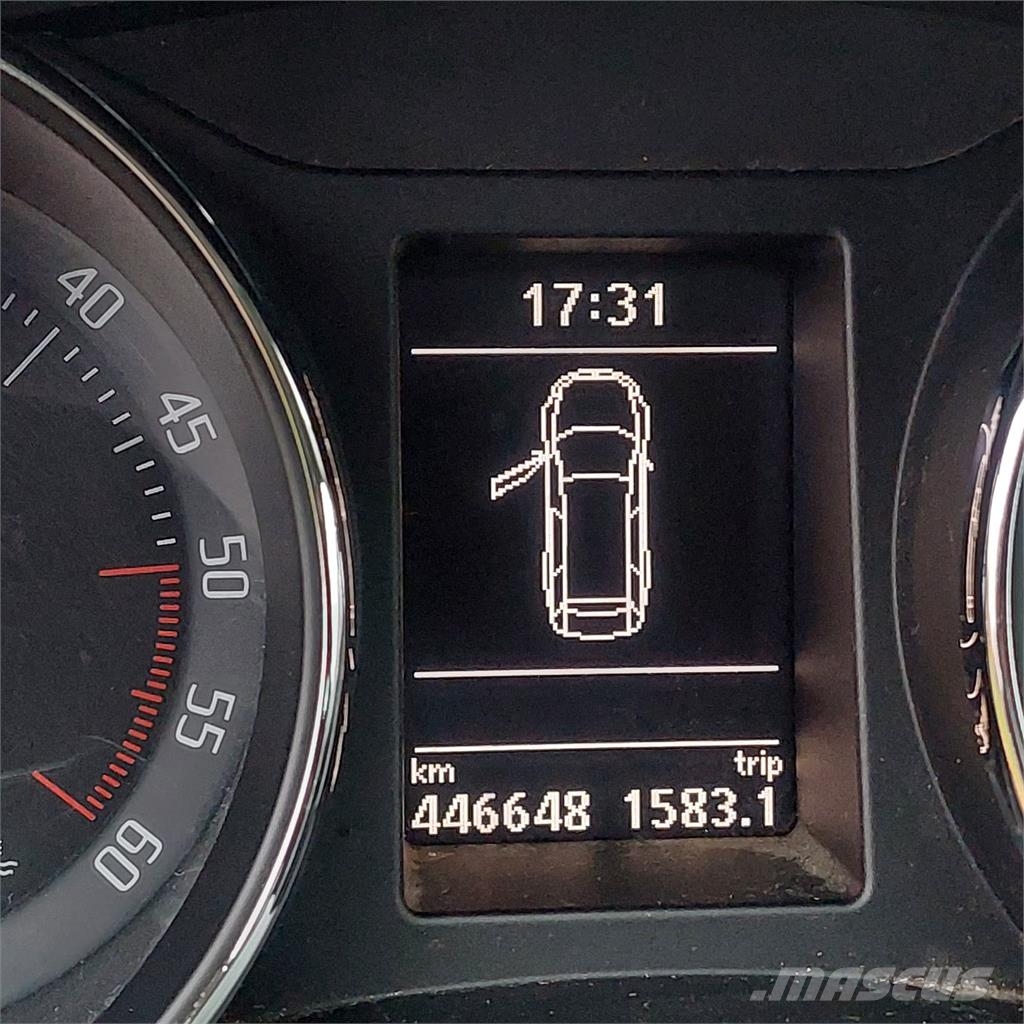 Skoda Superb Cars