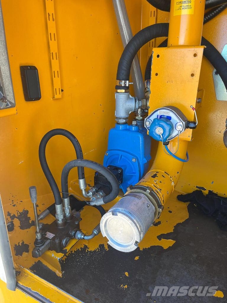  Fuel Proof 1000 Litres 特殊貨櫃