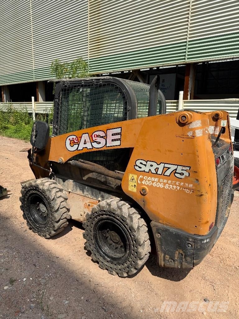 CASE SR 175 Skid steer mini nakladalci