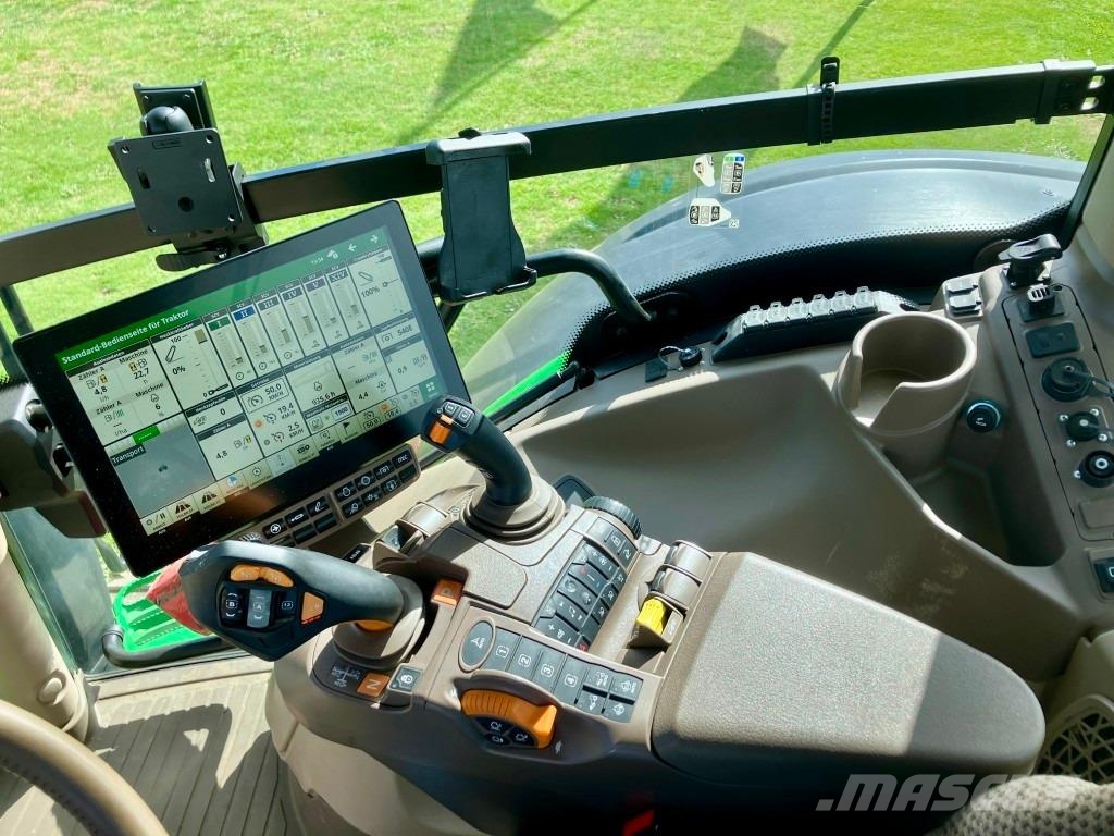 John Deere 6R 215 トラクター