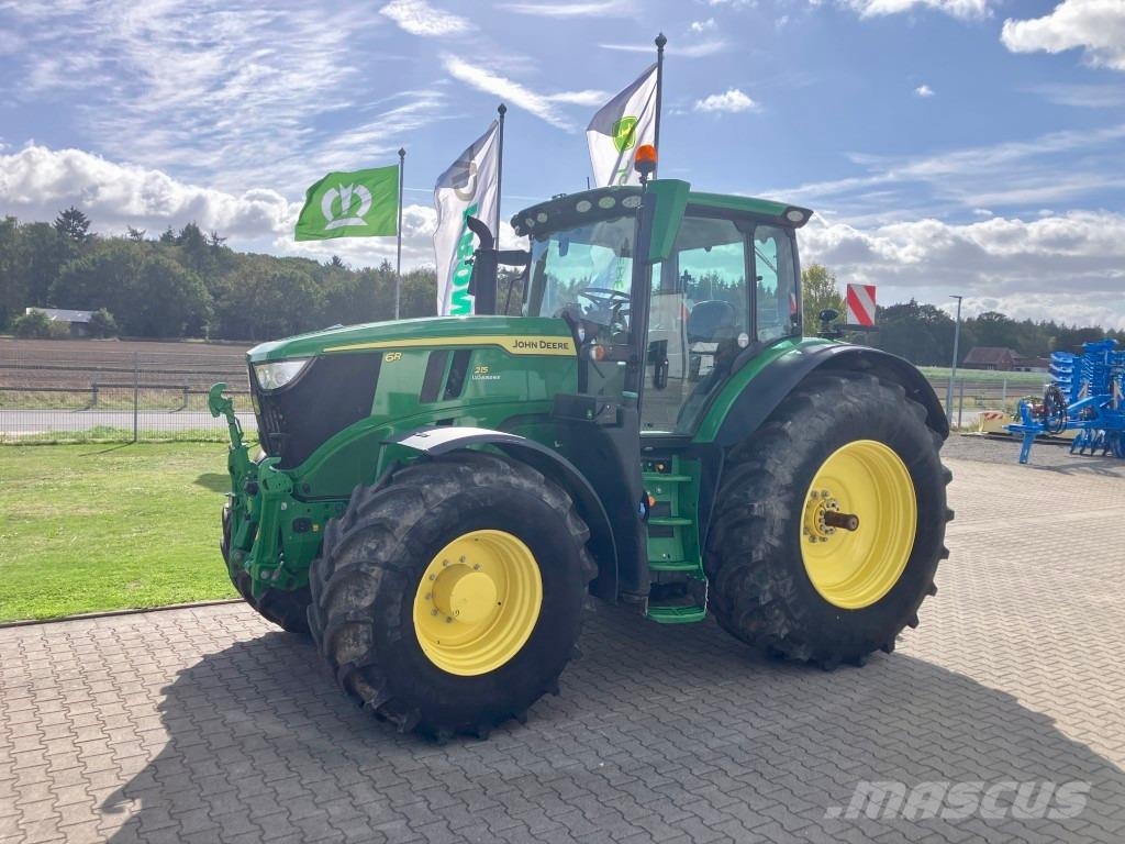 John Deere 6R 215 トラクター