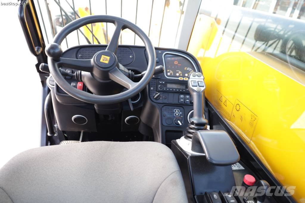 JCB 540-180 Cargadoras de ruedas telescópicas