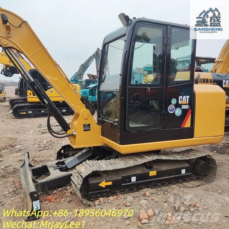 CAT 306E Paletli ekskavatörler