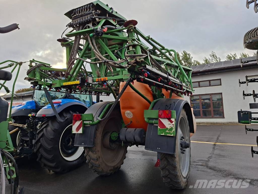Amazone UX 4200 Super Vlečne škropilnice