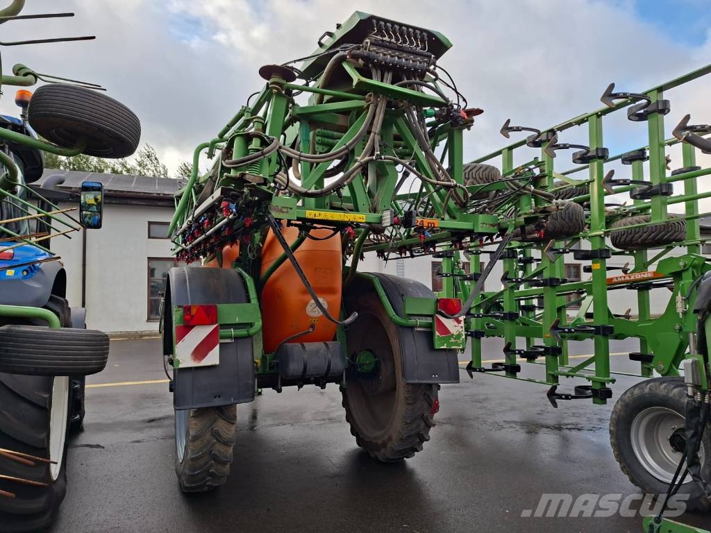 Amazone UX 4200 Super Vlečne škropilnice