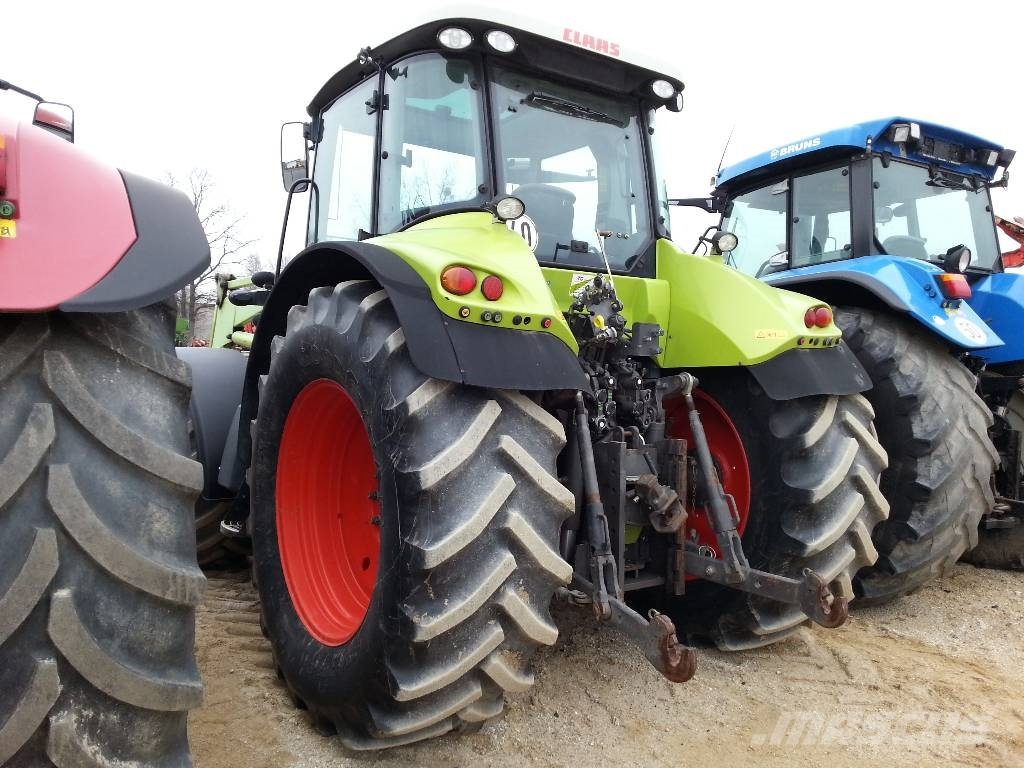 CLAAS Arion 640 Tractors