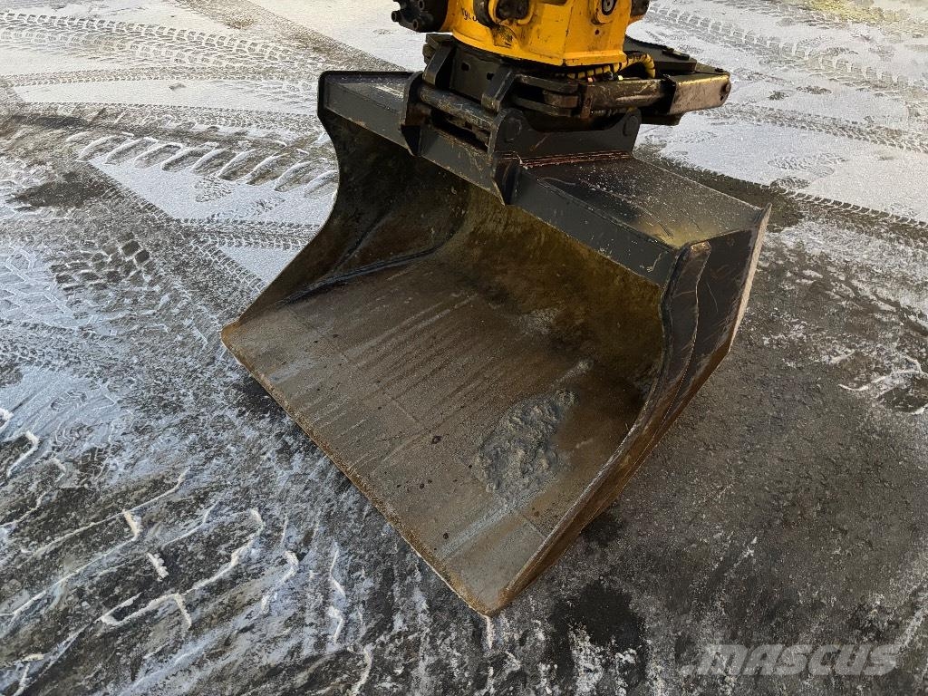 Eurocomach ES 850 / Engcon, Pihdit, Kauha, Rasvari Escavatori medi 7t - 12t