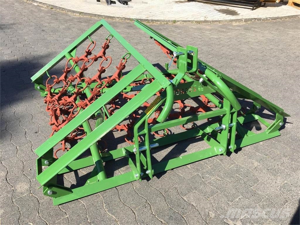 Zagroda WIESENEGGE 4SH/4 hydr. Klappung Overige hooi- en voedergewasmachines