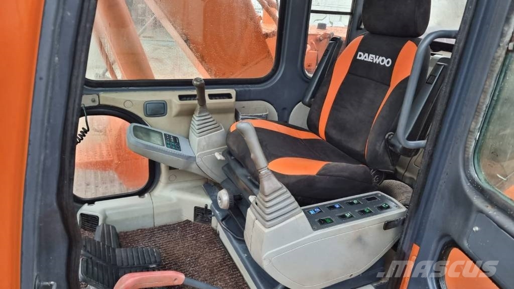 Daewoo SL130LC-V Excavadoras sobre orugas