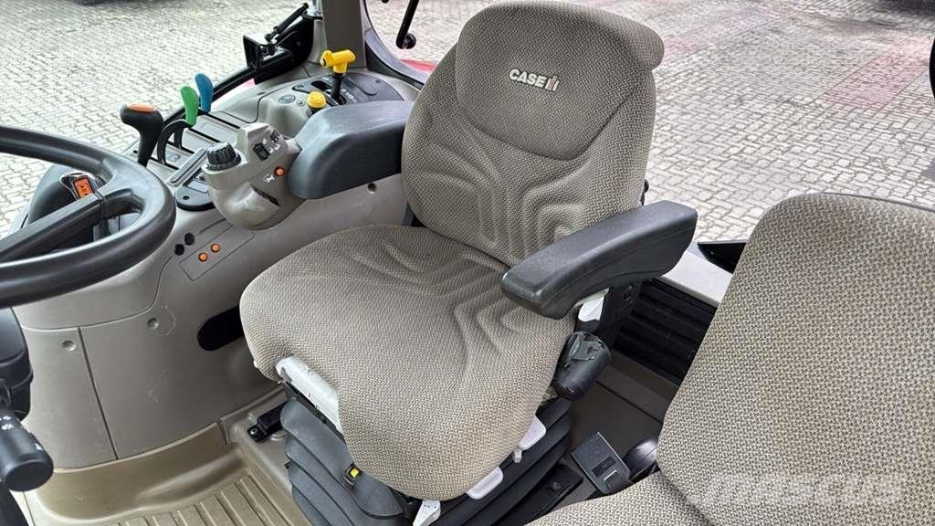 Case IH Maxxum 125 Tractor الجرارات