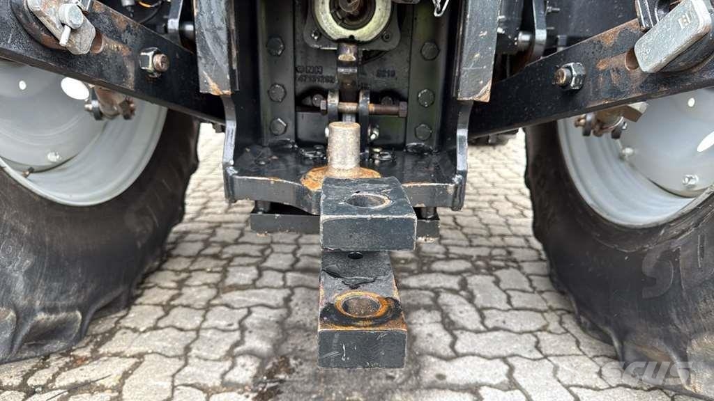 Case IH Maxxum 125 Tractor الجرارات