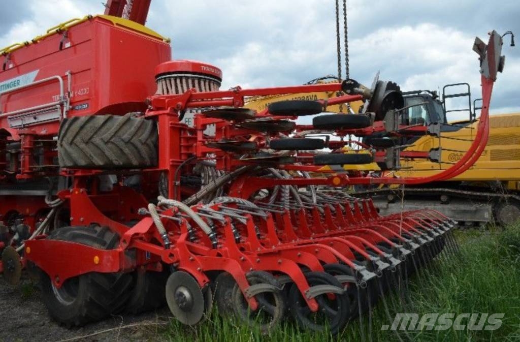 POTTINGER TERRASEM V4000 Combination drills