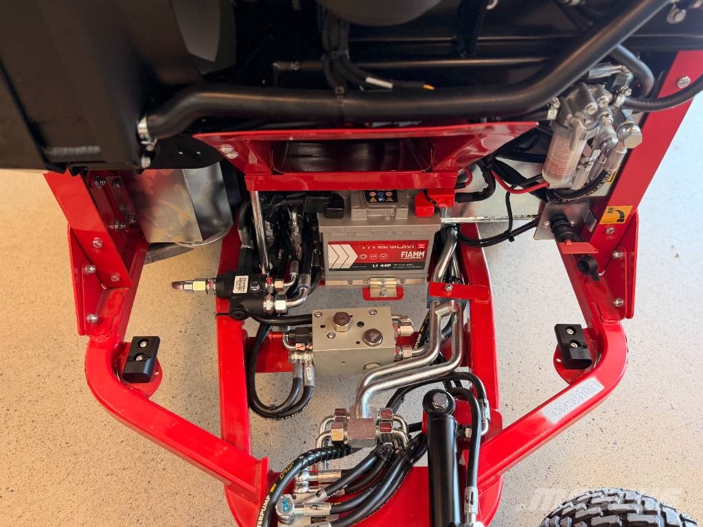 Gianni Ferrari GTS 220DW Demomaskin Vrtni traktor kosilnice