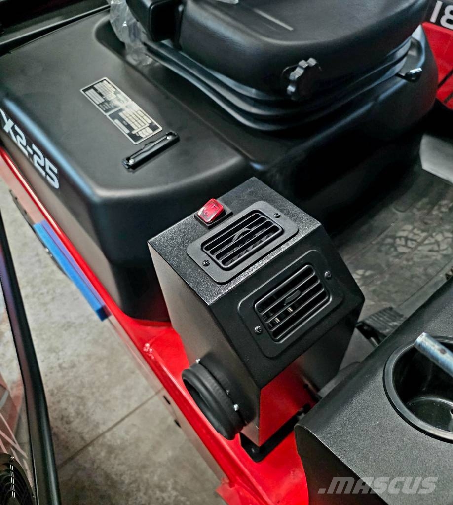 EP EFL 252 X LI-ON Elektriskie autoiekrāvēji