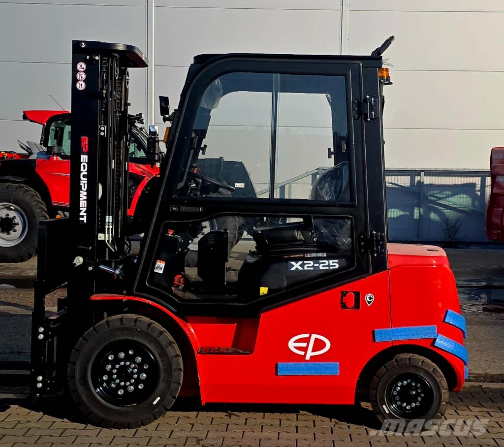 EP EFL 252 X LI-ON Elektriskie autoiekrāvēji