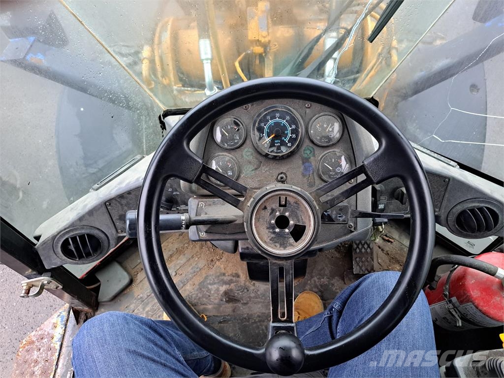 CAT 924G-4x4 Utovarivači na kotačima