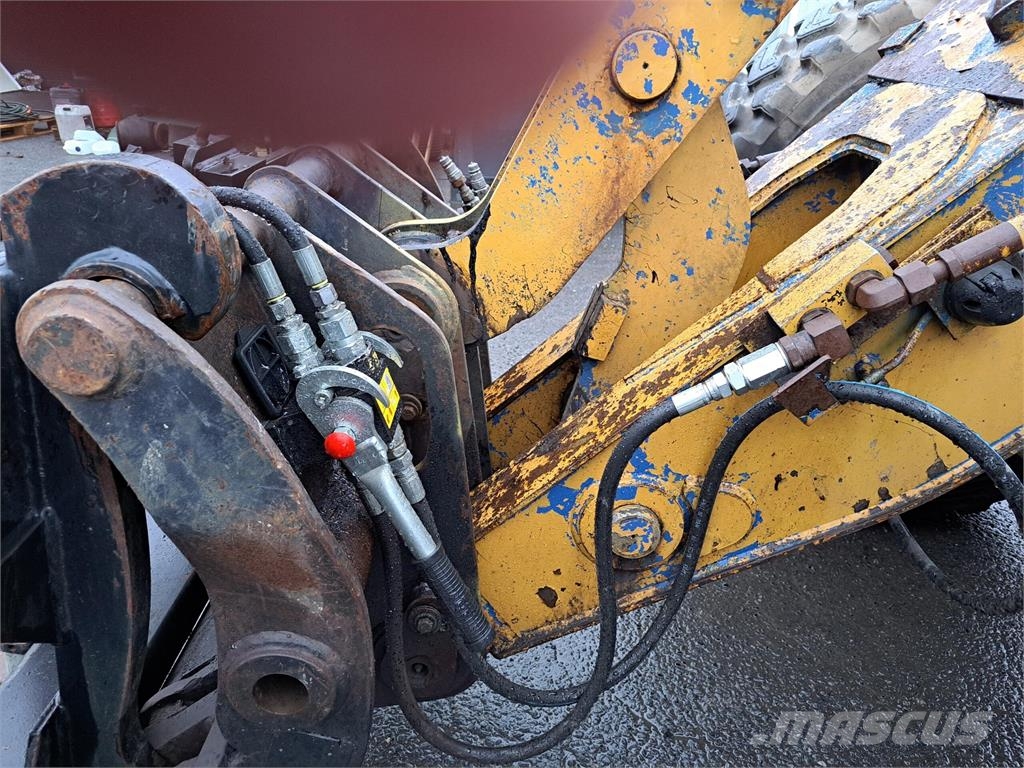 CAT 924G-4x4 Utovarivači na kotačima