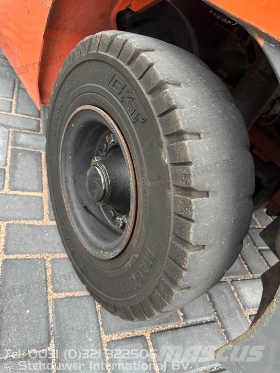 Toyota 02-8FGJF35 Περονοφόρα ανυψωτικά κλαρκ με φυσικό αέριο LPG