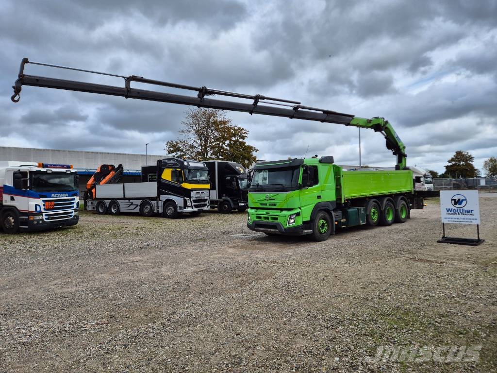 Volvo FMX 540 8x4 // 3-waytip // HMF 3220-K6 // Automobiliniai kranai