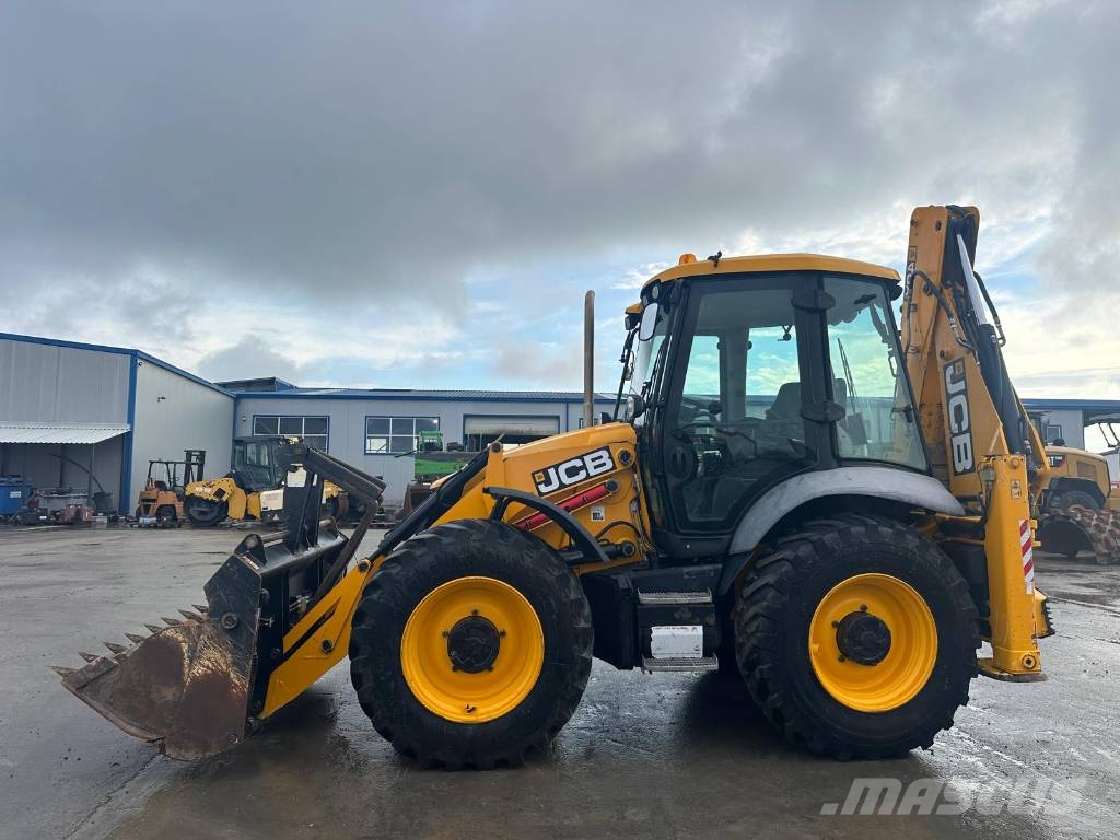 JCB 4 CX 14HFWA Koparko-ładowarki