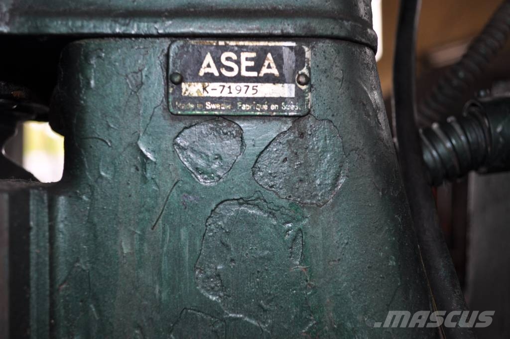 Asea Wiertarko frezarka معدات التخزين - أخرى
