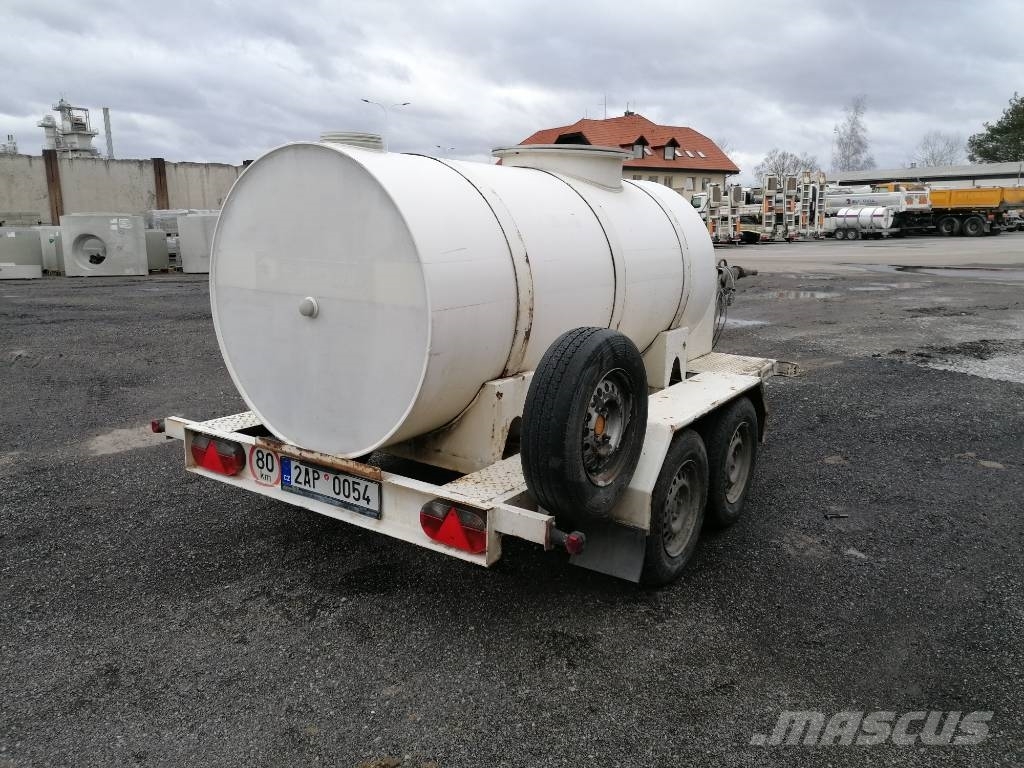 MOS ŠITBOŘICE SPOL. S.R.O. NU 35-804 Tankwagen
