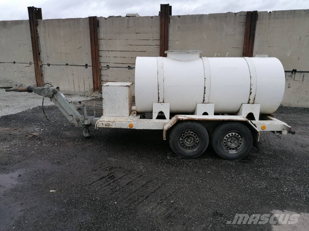 MOS ŠITBOŘICE SPOL. S.R.O. NU 35-804 Tankwagen