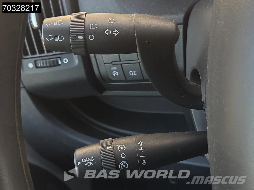 Peugeot Boxer 140pk L2H2 - Aire Acondicionado - Control de Furgonetas cerradas