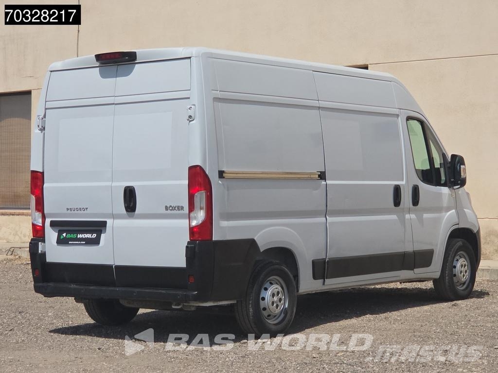 Peugeot Boxer 140pk L2H2 - Aire Acondicionado - Control de Furgonetas cerradas