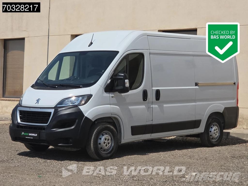 Peugeot Boxer 140pk L2H2 - Aire Acondicionado - Control de Furgonetas cerradas